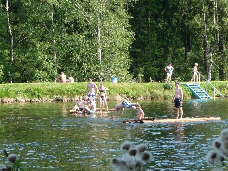 Ferienwohnung-Wasserlaeufer Mulde エクステリア 写真