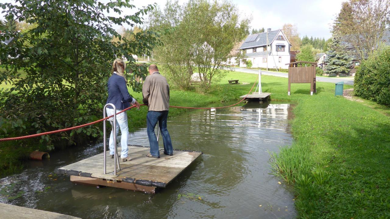 Ferienwohnung-Wasserlaeufer Mulde エクステリア 写真